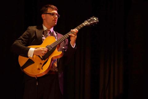 28-d5-ALEX_GOODMAN__CREDIT_